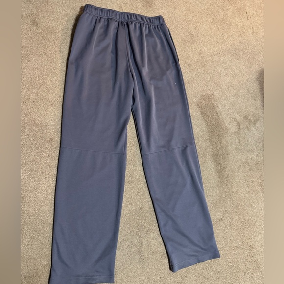 Men’s Nike Sweatpants - Picture 2 of 3